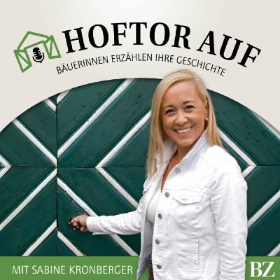 Trailer - Hoftor Auf