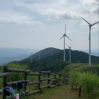 風車のある山からこんにちは。 風車のある山からこんにちは。