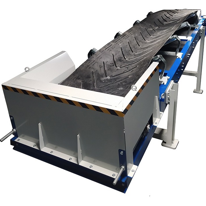 Belt conveyors for building rubble and demolition scrap