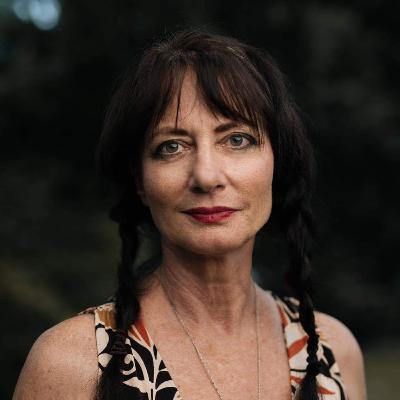 Susan Crooks on Suicide Prevention and Removing the Stigma of Mental Health (TRIGGER WARNING - This podcast contains information about suicide which may be upsetting to some people.)