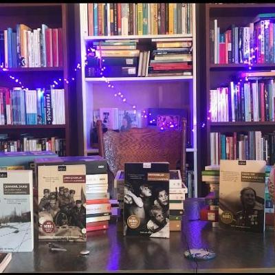 Acıya Doyuran Kitaplar; Svetlana Aleksiyeviç Beşlemesi. Acıya Doyuran Kitaplar; Svetlana Aleksiyeviç Beşlemesi.