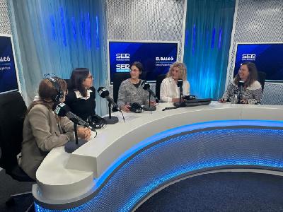 La vida després del càncer: "Amb la remissió no s'acaba, et segueix acompanyant" La vida després del càncer: "Amb la remissió no s'acaba, et segueix acompanyant"