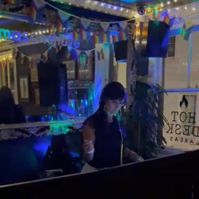 BONUS MIX -Recorded Live at the Freemasons, Bank Holiday Weekend BONUS MIX -Recorded Live at the Freemasons, Bank Holiday Weekend