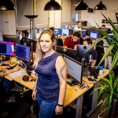 "Fais pas genre" : Rencontre avec Coline, programmeuse dans les jeux vidéos "Fais pas genre" : Rencontre avec Coline, programmeuse dans les jeux vidéos
