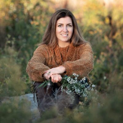 Episode 4: Episode 04: Reiki, Feng Shui, Energy, Healing and much more with Angela Kazarian Episode 4: Episode 04: Reiki, Feng Shui, Energy, Healing and much more with Angela Kazarian