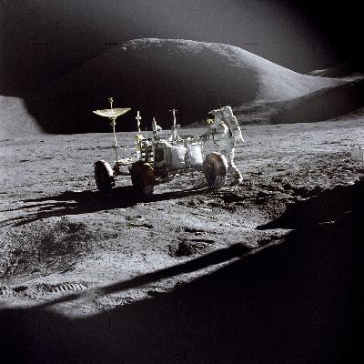 Zeitwort: Als Astronauten Müll auf dem Mond hinterließen