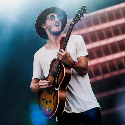 Na otázky odpovedá Jozef Rezník Na otázky odpovedá Jozef Rezník