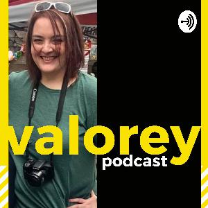Episode 1: What Marketers and Lawyers Have in Common Episode 1: What Marketers and Lawyers Have in Common