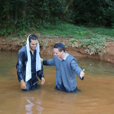 Minutos de Teshuva - O Verdadeiro Batismo Minutos de Teshuva - O Verdadeiro Batismo