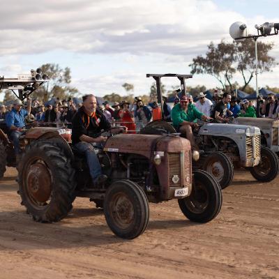 S4 Ep1: Louth Races Part 1 S4 Ep1: Louth Races Part 1