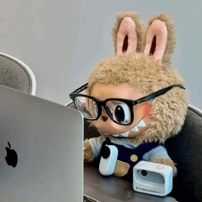 08.一代邪神Labubu，怎么就成了当代年轻人的情感寄托和精神替身？