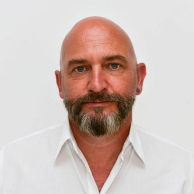 Radio CIAMS with Robert Bevan