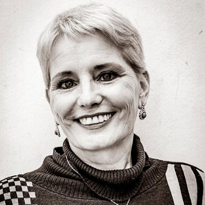 Sandra Gómez en el Ciclo de Charlas Virtuales Por Zorro Colorado Editorial