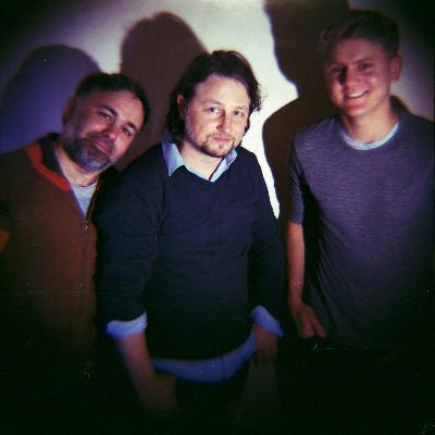 Rhadio: Mutig, roh und hochpolitisch