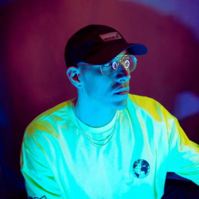 Podcast 599 by BeeLiveWorld 14.11.25 Side B Adrian Mart Guest DJ. Podcast 599 by BeeLiveWorld 14.11.25 Side B Adrian Mart Guest DJ.