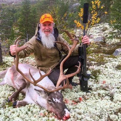 Jakt, foto og tegning med Jo Stenersen