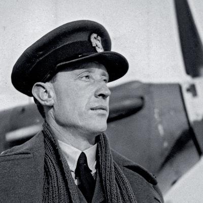 Witold Urbanowicz - lotniczy as II Wojny Światowej, jeden z dowódców Dywizjonu 303