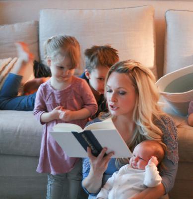 The Creative Upbringing. Raising adults who ask Why. The Creative Upbringing. Raising adults who ask Why.