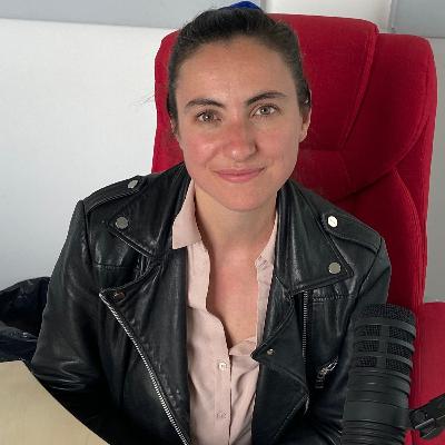 Presszó – Beszélgetés Szlávik Juli jelmeztervezővel Presszó – Beszélgetés Szlávik Juli jelmeztervezővel