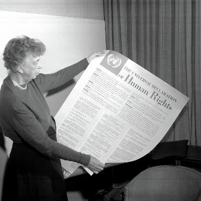 Churchill em cuecas, um bife com cebolada e um mundo igualitário: A história da ONU