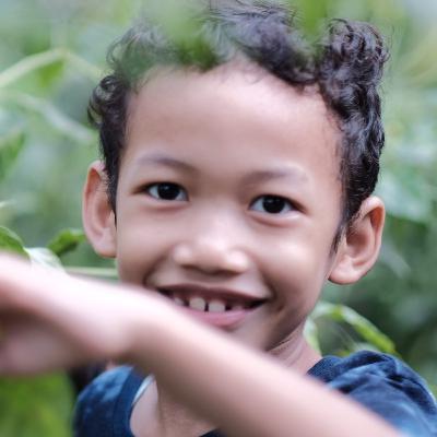 Ngaji surah al-ikhlas oleh Raheel Rushd