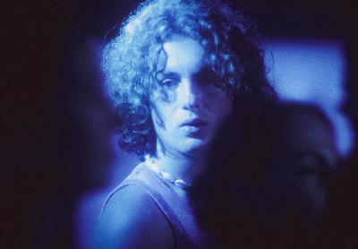 L'HEBDO — "Mâle de mer" : quand Grindr nous hante L'HEBDO — "Mâle de mer" : quand Grindr nous hante