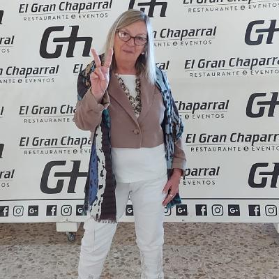 COLUMNA EUROPA 2 VIVIANA ONOFRI EL CLUB DE LA PLUMA 9-11-2025 COLUMNA EUROPA 2 VIVIANA ONOFRI EL CLUB DE LA PLUMA 9-11-2025