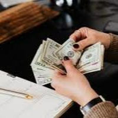 8 - 23 - 23.  No One Teaches You Money Literacy w Daniel Kilburn