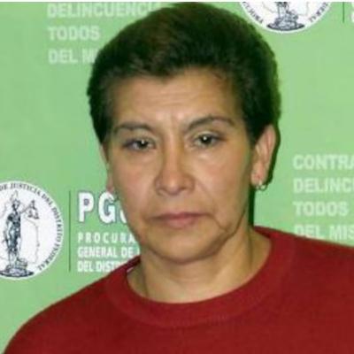 תכירו: חואנה בארסה (פרק 3 עונה 5)