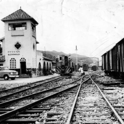 Un viaje por las memorias del antiguo ferrocarril de Bucaramanga y su estación Café Madrid
