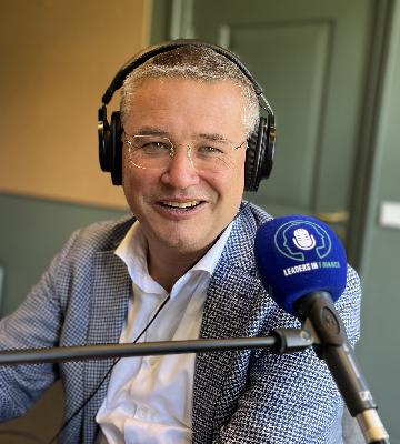 #131 - Fou-Khan Tsang - Voorzitter v.d. Raad van Bestuur Alfa Accountants en Adviseurs, 1100 mensen B-corp, duurzaamheid, accountancy, agrarische sector, China, Dordrecht/R’dam, medewerkers eigenaar