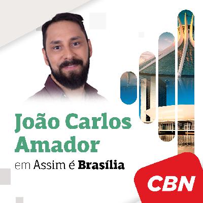 Galeno e o painel da Igrejinha
