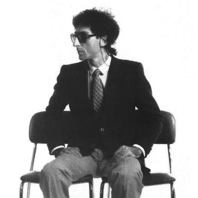 CENTRO DI GRAVITÀ PERMANENTE by Franco Battiato CENTRO DI GRAVITÀ PERMANENTE by Franco Battiato