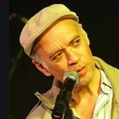 Marcos Martino / Cantor, compositor, escritor (breve lançamento do seu livro), colunista e blogueiro mineiro bate um papo com o jornalista Claudiney Penforte