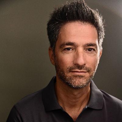 Yaniv Rokah - Israeli-Portuguese-American Filmmaker. "Queen Mimi" Award Winning Documentary Featuring Zach Galifianakis And Renée Zellweger. Also "Black Hat", "Follow Me" And "When Robert Met Judith"!