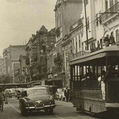 S8 Ep283: THE RIGHTWARD SHIFT IN ELECTIONS Colleagues Alejandro Peña Esclusa and Ernesto Araújo. Araújo predicts the US action in Venezuela will energize the Latin American right, specifically boosting the Bolsonaro movement in Brazil. Peña Esclusa forecasts electo