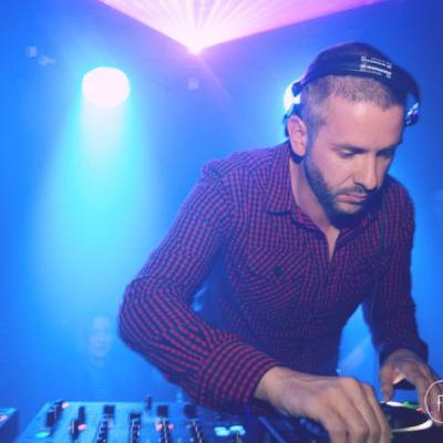 Mike Callander - Live @ Fake Chow. Pod#1