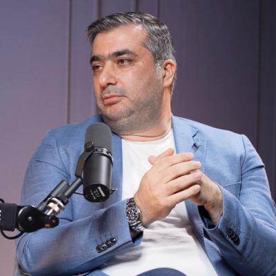 وسيم يونس: اشتغلت بخدمة الغرف لاصرف على دراستي EP8