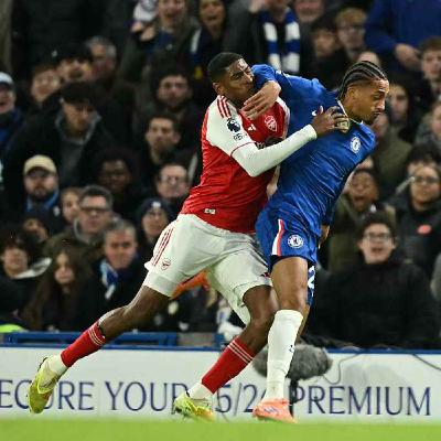 Ten-Man Chelsea Frustrate Arsenal & A Tribute to Billy Bonds Ten-Man Chelsea Frustrate Arsenal & A Tribute to Billy Bonds