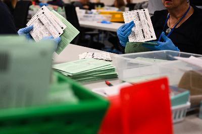 A GOP push to restrict voting by overseas U.S. citizens continues before 2026 midterms