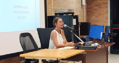 Laura Longo e la storia orale: ascoltare, raccontare e costruire memoria collettiva Laura Longo e la storia orale: ascoltare, raccontare e costruire memoria collettiva