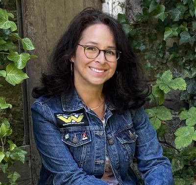 Episode 321 - The Darker Side of Early Quakerism with Dr Erica Canela