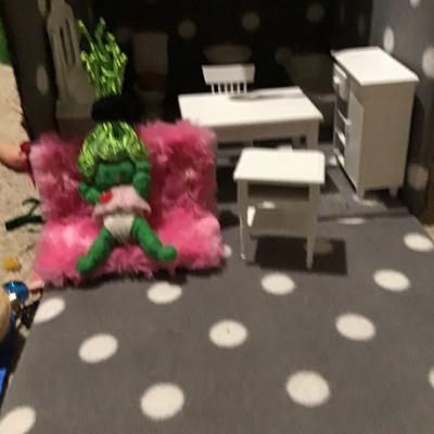 Baby Medusa’s family gets bigger, Chapter 5, Big (bad) news😫😫😒😒😒