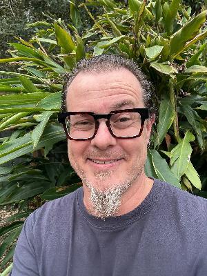 Dr Jeff Shearer Dr Jeff Shearer