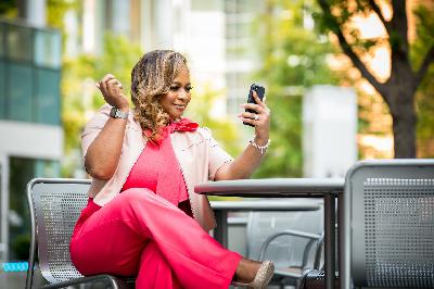 Your Relationship Surgeon Michelle S. Thomas