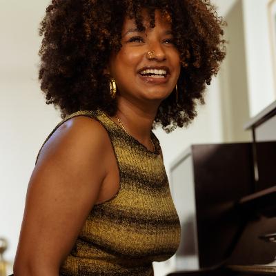 LINDA HELENDE: Entre Parcours & Révélations : AprÚs 7ᔠCiel, elle dévoile Amber LINDA HELENDE: Entre Parcours & Révélations : AprÚs 7ᔠCiel, elle dévoile Amber