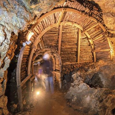 Almadén, la plata líquida del Imperio español Almadén, la plata líquida del Imperio español