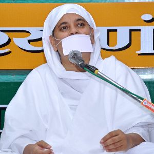 Sadhvi Vaibhav Shri \'Aatma\'
