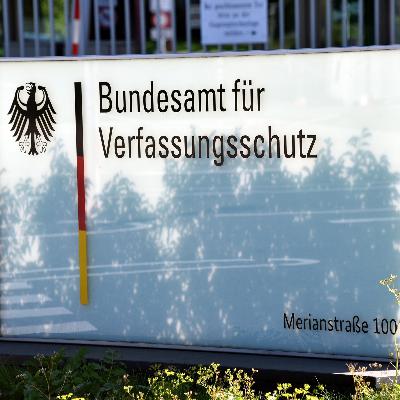 75 Jahre Verfassungsschutz - brauchen wir ihn noch? 75 Jahre Verfassungsschutz - brauchen wir ihn noch?