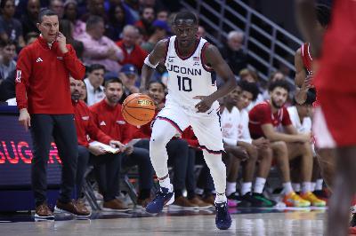 Season opener thoughts, another 2025 recruit, and a look around the Big East